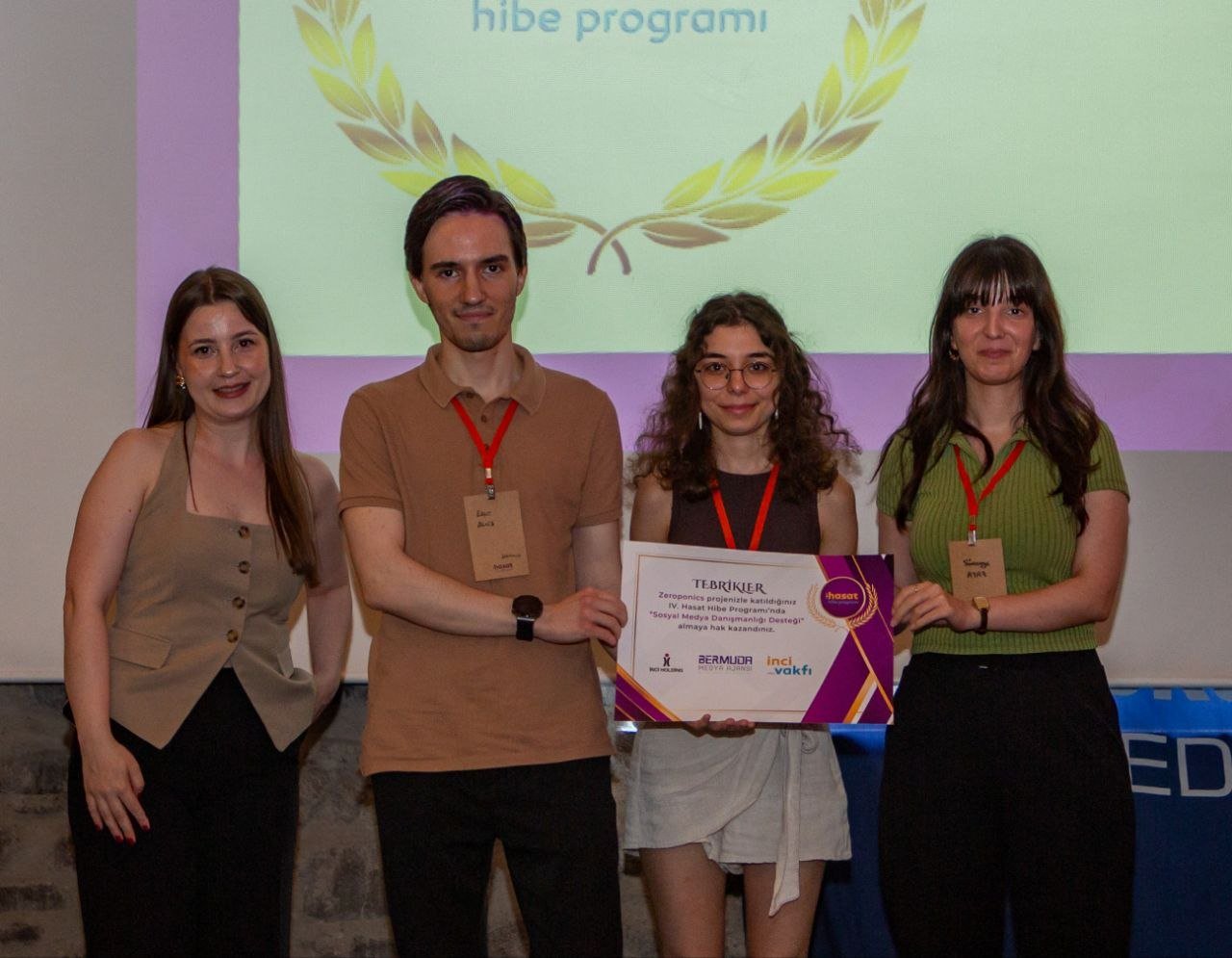 Zeroponics Bermuda Ajans Sosyal Medya Destek Ödülü